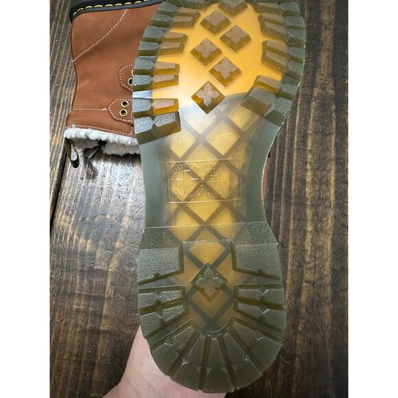 De. Martens 1460 Lace To toe fur lined size 8 NWOB - Picture 5 of 9